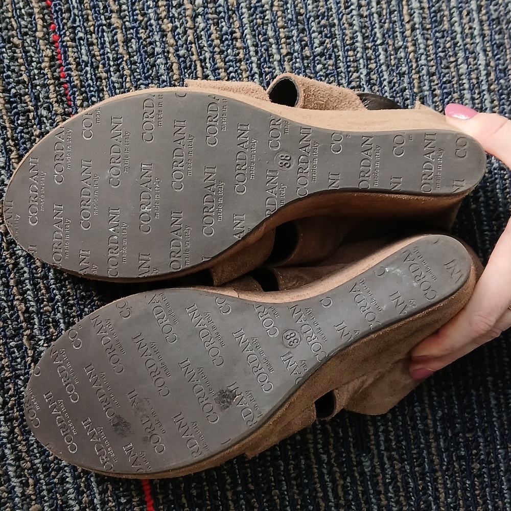 Cordani Electra Made In Italy Suede Leather Wedge Sandals Size 38 Or 8 - Picture 6 of 6